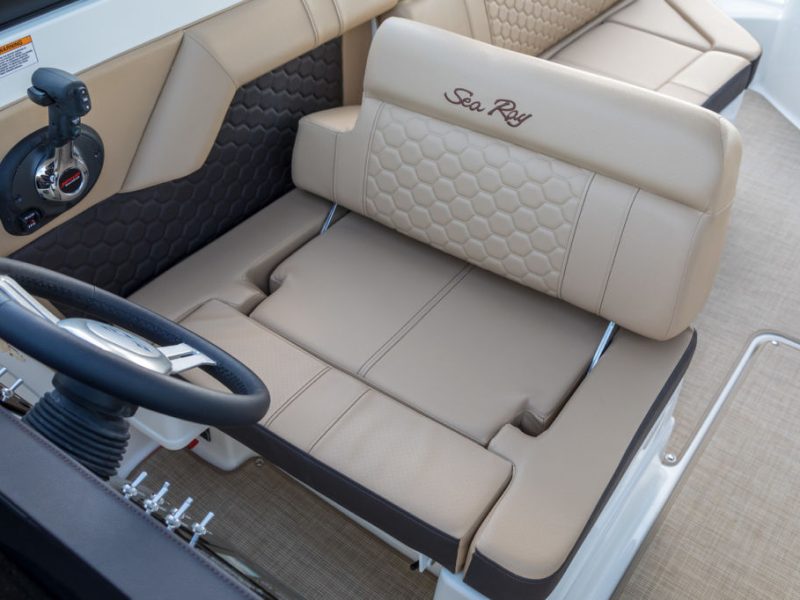 06_2018_SeaRay-0295-X2.jpg