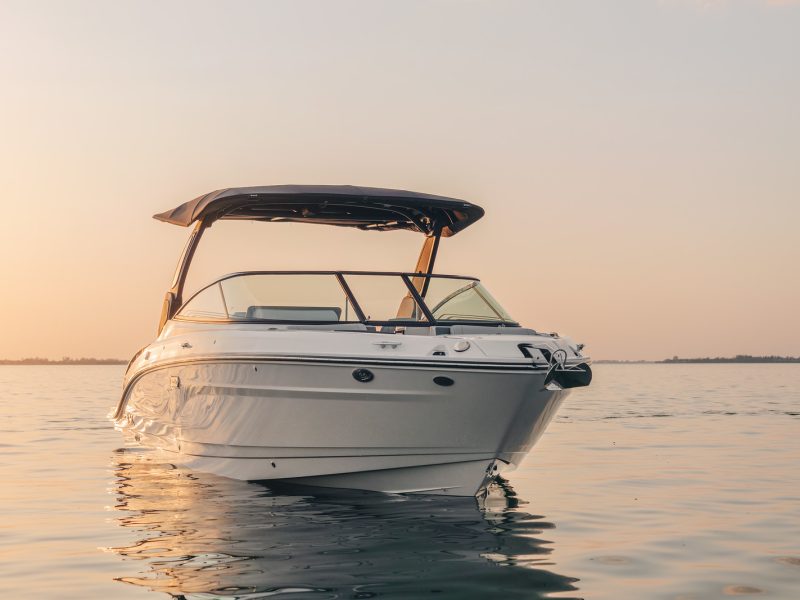 2026-SLX-280-SLX280-starboard-bow-sunset-05511-X3.jpg